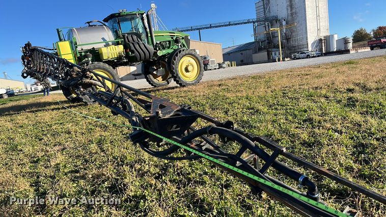 image for item ED2363 2013 John Deere 4730 sprayer
