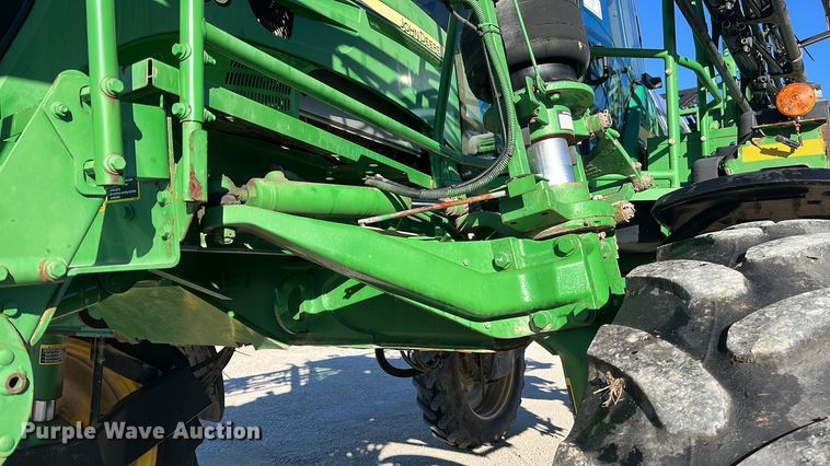 image for item ED2363 2013 John Deere 4730 sprayer