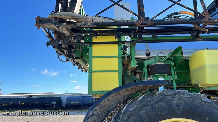 image for item ED2363 2013 John Deere 4730 sprayer