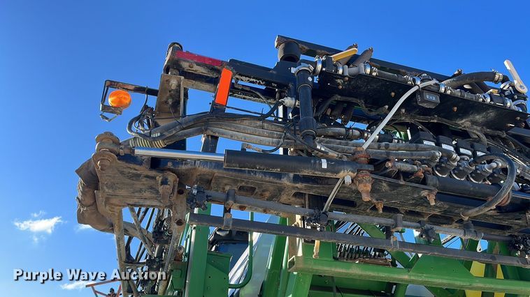 image for item ED2363 2013 John Deere 4730 sprayer