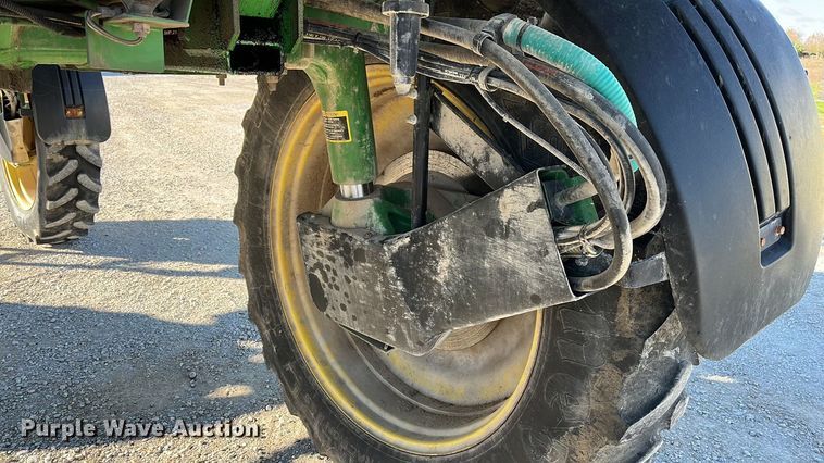 image for item ED2363 2013 John Deere 4730 sprayer