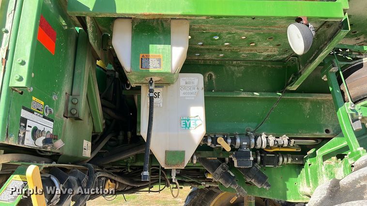 image for item ED2363 2013 John Deere 4730 sprayer