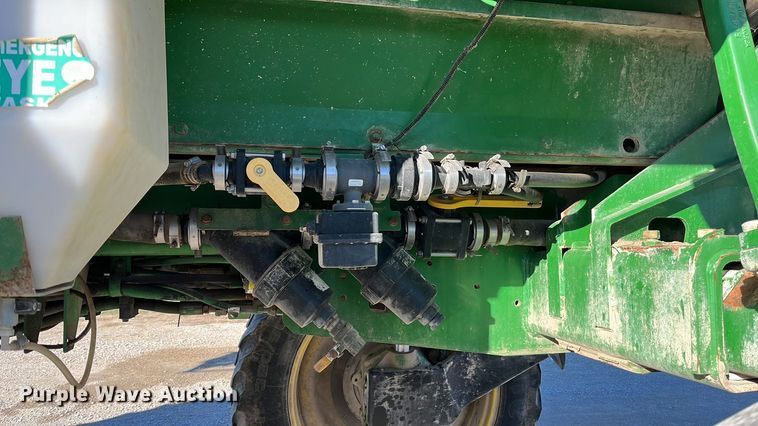 image for item ED2363 2013 John Deere 4730 sprayer