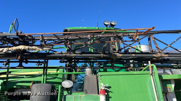 image for item ED2363 2013 John Deere 4730 sprayer