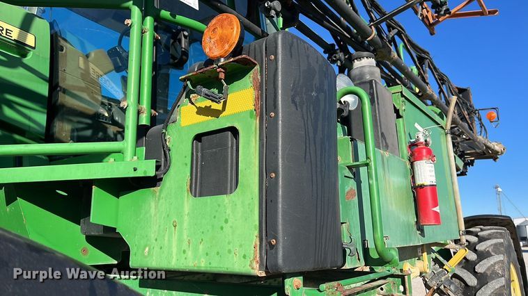 image for item ED2363 2013 John Deere 4730 sprayer