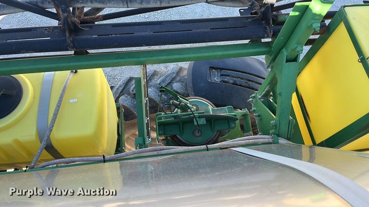image for item ED2363 2013 John Deere 4730 sprayer