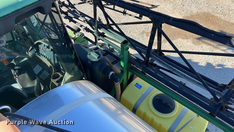 image for item ED2363 2013 John Deere 4730 sprayer