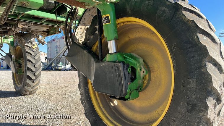 image for item ED2363 2013 John Deere 4730 sprayer