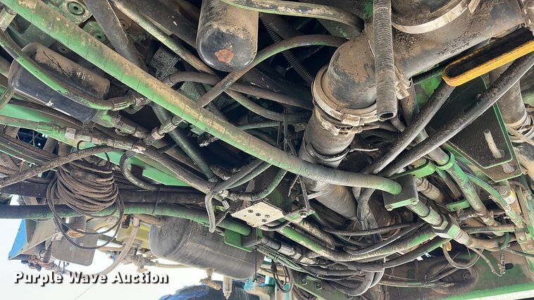 image for item ED2363 2013 John Deere 4730 sprayer