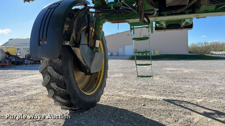 image for item ED2363 2013 John Deere 4730 sprayer