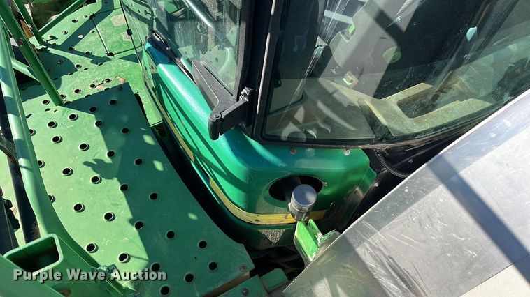 image for item ED2363 2013 John Deere 4730 sprayer