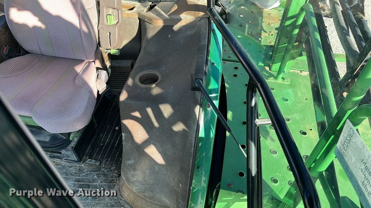 image for item ED2363 2013 John Deere 4730 sprayer