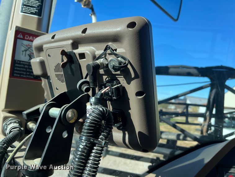 image for item ED2363 2013 John Deere 4730 sprayer