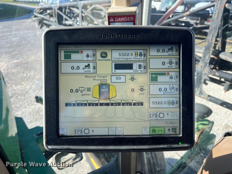 image for item ED2363 2013 John Deere 4730 sprayer
