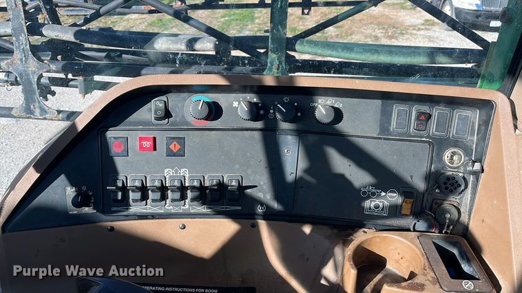 image for item ED2363 2013 John Deere 4730 sprayer