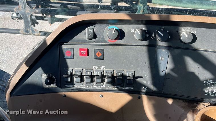 image for item ED2363 2013 John Deere 4730 sprayer