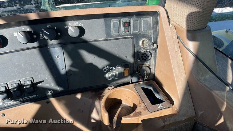 image for item ED2363 2013 John Deere 4730 sprayer