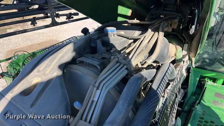 image for item ED2363 2013 John Deere 4730 sprayer