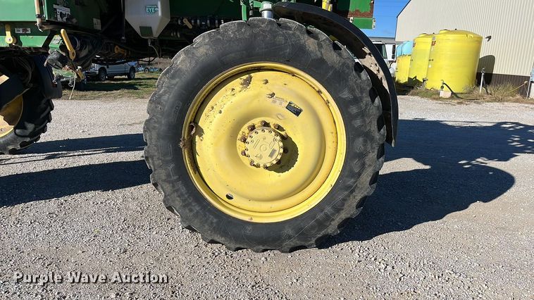 image for item ED2363 2013 John Deere 4730 sprayer