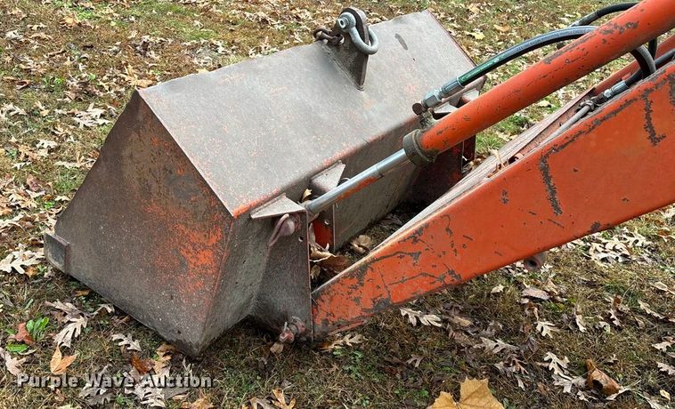 image for item ED2388 Case 990 tractor