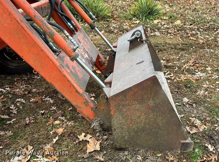 image for item ED2388 Case 990 tractor