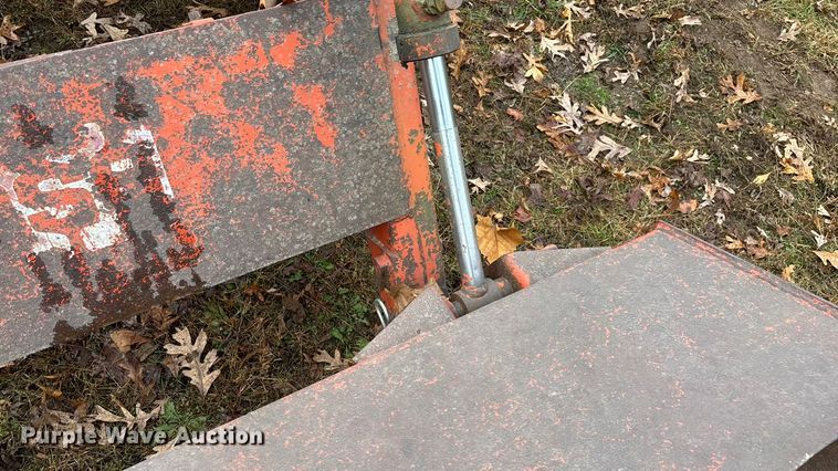 image for item ED2388 Case 990 tractor