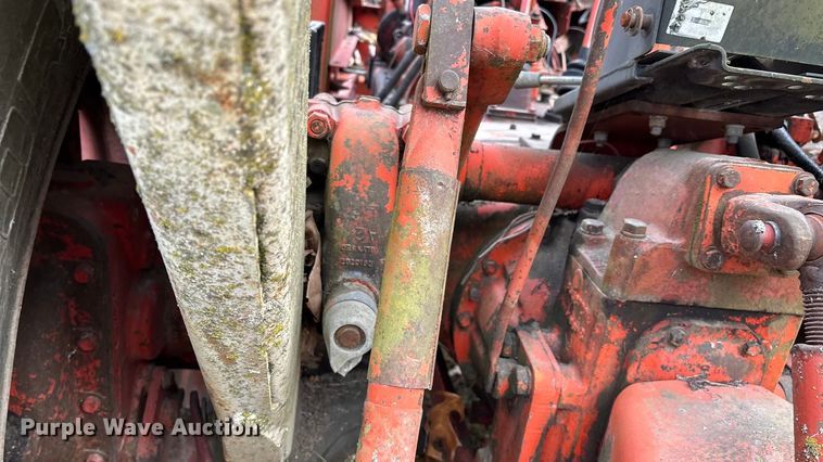 image for item ED2388 Case 990 tractor