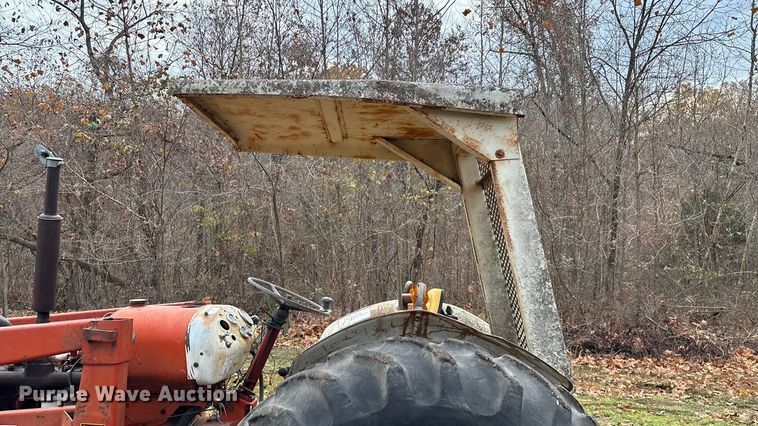 image for item ED2388 Case 990 tractor