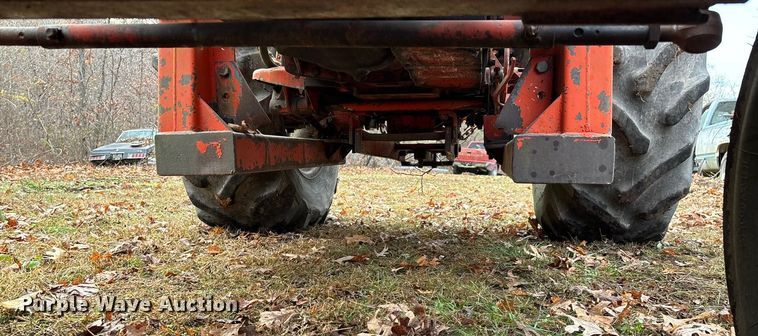 image for item ED2388 Case 990 tractor