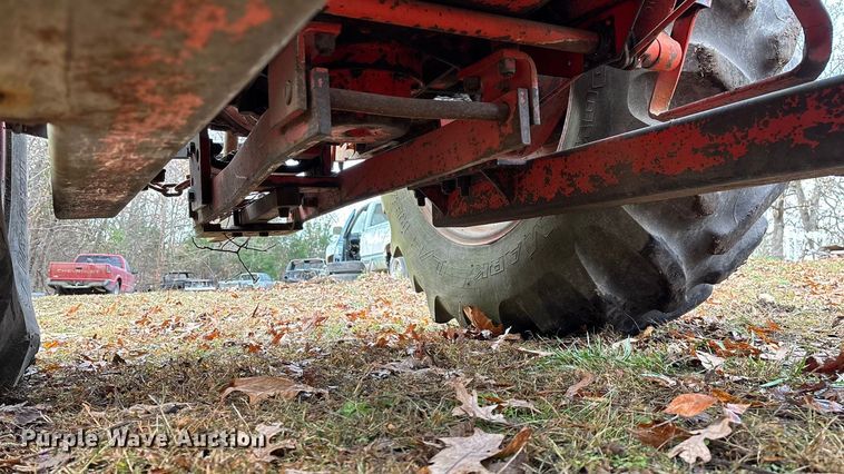 image for item ED2388 Case 990 tractor