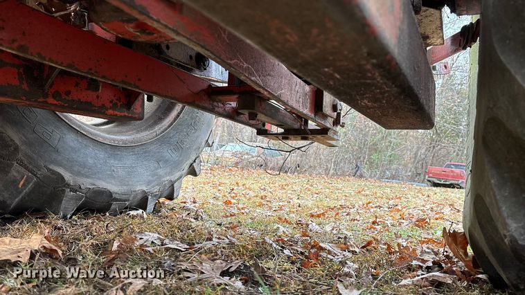 image for item ED2388 Case 990 tractor