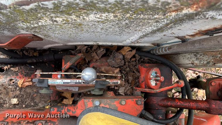 image for item ED2388 Case 990 tractor