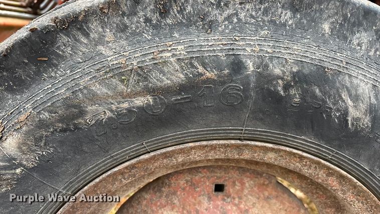 image for item ED2388 Case 990 tractor