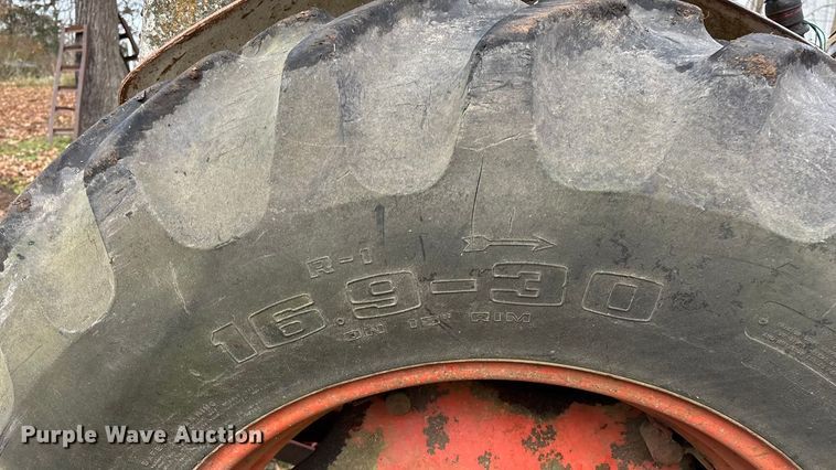 image for item ED2388 Case 990 tractor