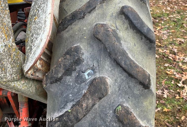 image for item ED2388 Case 990 tractor