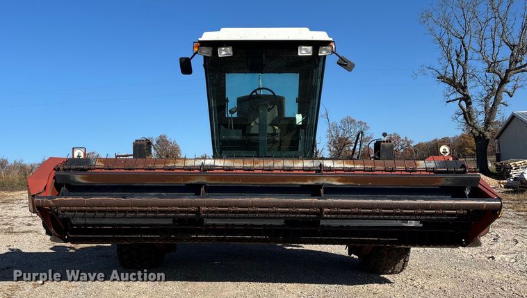 image for item ED2394 Hesston 8400 swather / windrower