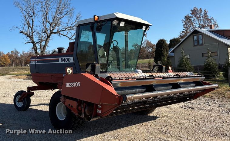 image for item ED2394 Hesston 8400 swather / windrower