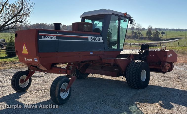 image for item ED2394 Hesston 8400 swather / windrower