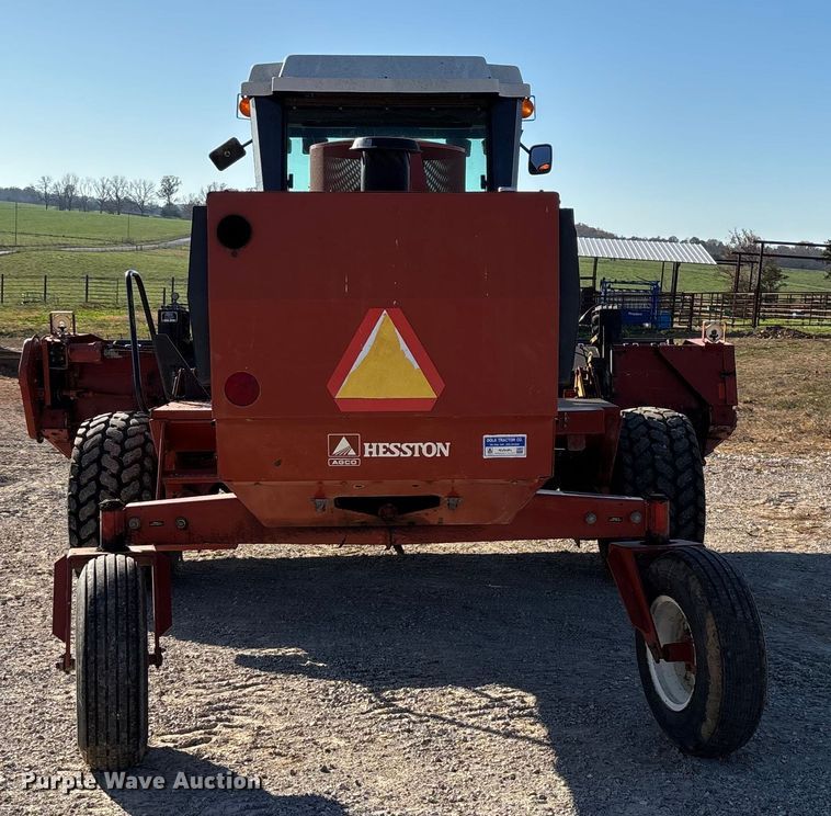 image for item ED2394 Hesston 8400 swather / windrower