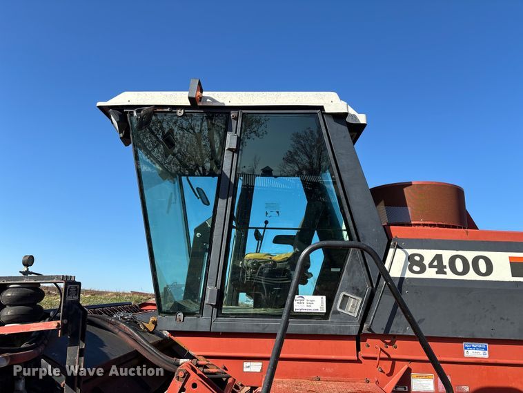 image for item ED2394 Hesston 8400 swather / windrower