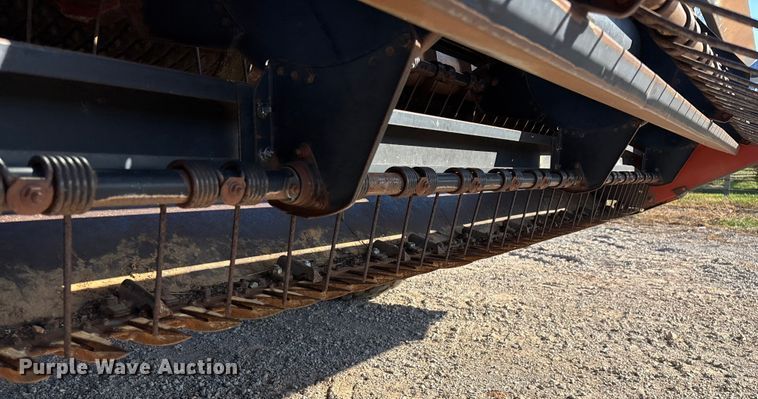 image for item ED2394 Hesston 8400 swather / windrower