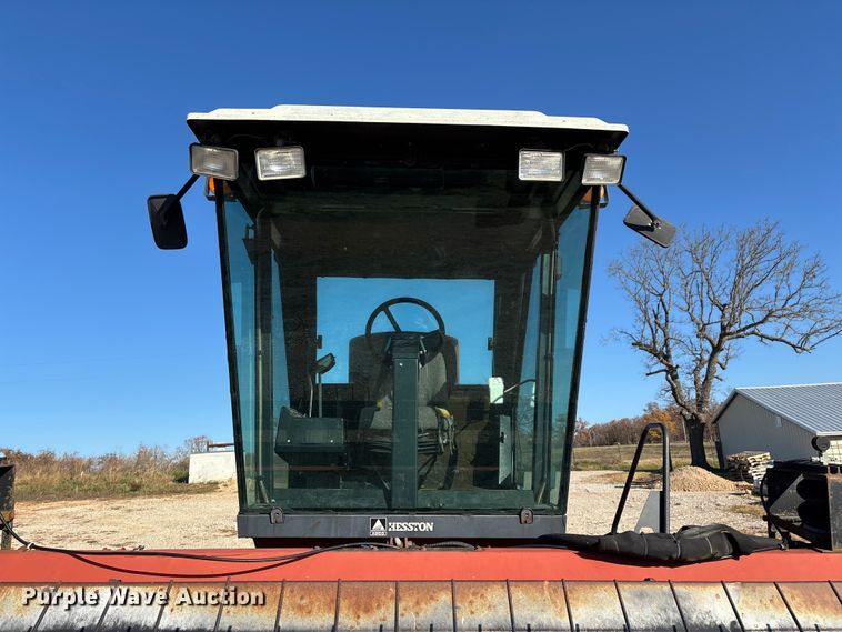 image for item ED2394 Hesston 8400 swather / windrower