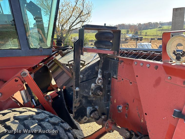 image for item ED2394 Hesston 8400 swather / windrower