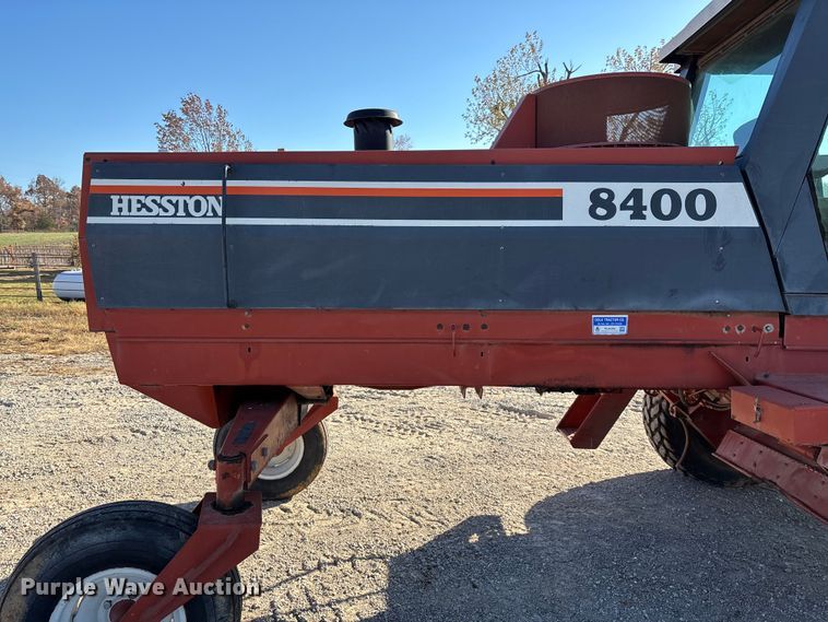 image for item ED2394 Hesston 8400 swather / windrower
