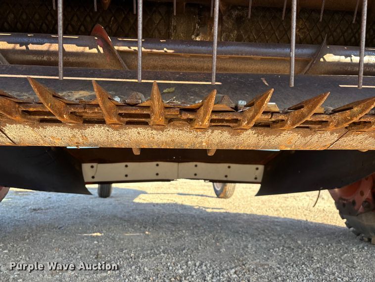 image for item ED2394 Hesston 8400 swather / windrower