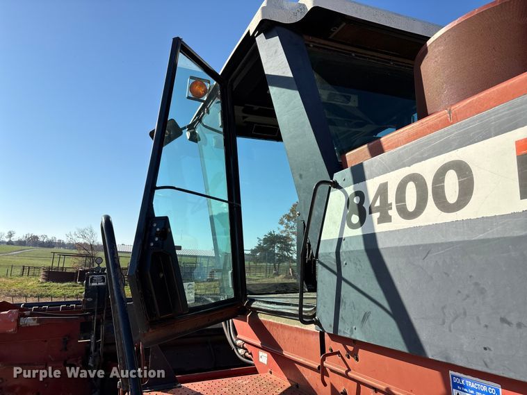 image for item ED2394 Hesston 8400 swather / windrower
