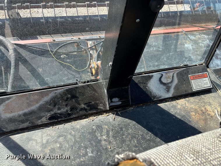 image for item ED2394 Hesston 8400 swather / windrower