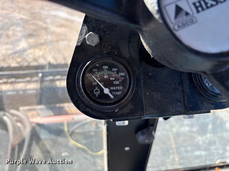 image for item ED2394 Hesston 8400 swather / windrower