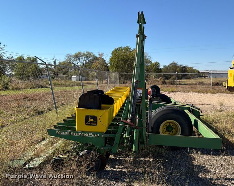 image for item ED4991 John Deere 1780 planter