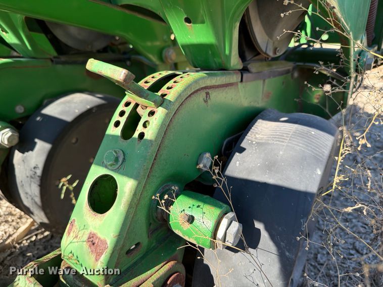image for item ED4991 John Deere 1780 planter